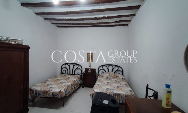 Wiederverkauf - Villa -
Yecla - Yecla Centro