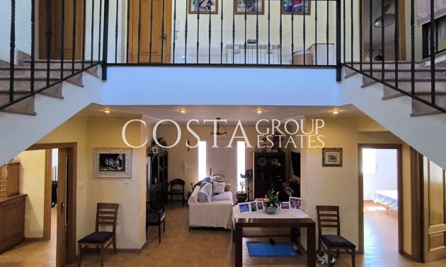 Wiederverkauf - Villa -
Yecla - Yecla Centro