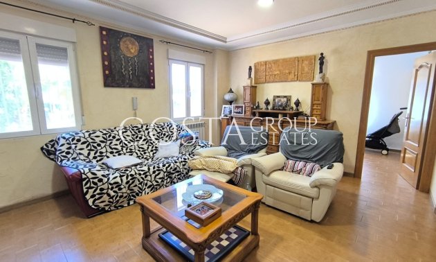 Wiederverkauf - Villa -
Yecla - Yecla Centro