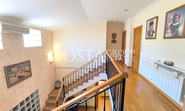 Wiederverkauf - Villa -
Yecla - Yecla Centro