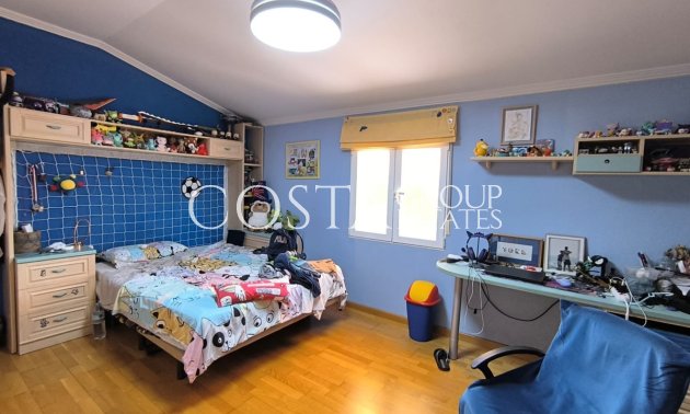 Wiederverkauf - Villa -
Yecla - Yecla Centro