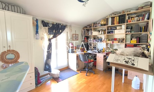 Wiederverkauf - Villa -
Yecla - Yecla Centro