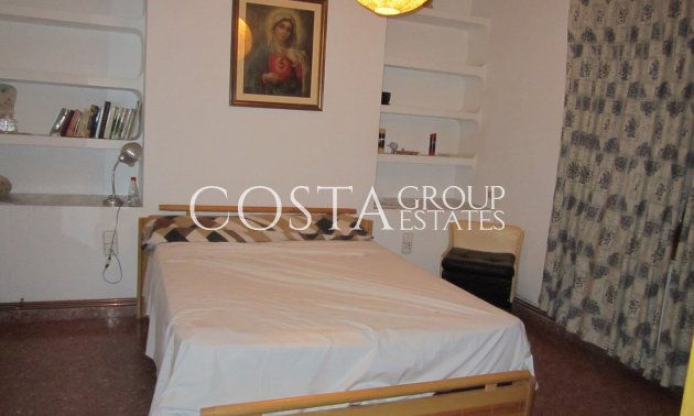 Herverkoop - Villa -
Yecla - Yecla Centro