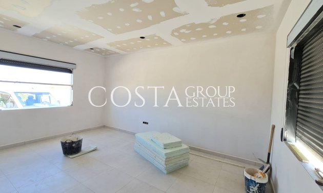 Wiederverkauf - Villa -
Pinoso - Pinoso Centro