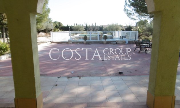 Revente - Villa -
Yecla - Yecla Centro