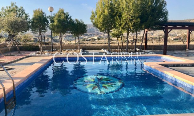 Resale - Villa -
Abanilla - Abanilla Centro