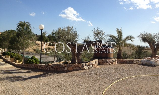 Resale - Villa -
Abanilla - Abanilla Centro