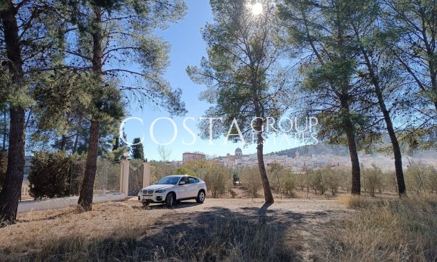 Herverkoop - Villa -
Yecla - Yecla Centro