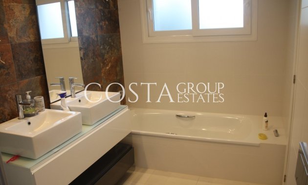 Odsprzedaż - Willa -
San Javier - La Manga Del Mar Menor