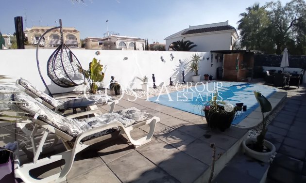 Herverkoop - Villa -
Mazarrón - Mazarrón Centro