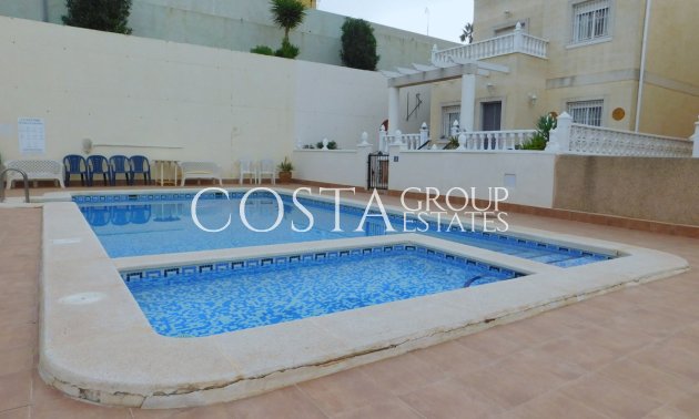Resale - Villa -
Rojales - Ciudad Quesada