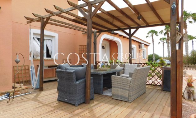 Revente - Villa -
Dolores - Dolores Centro