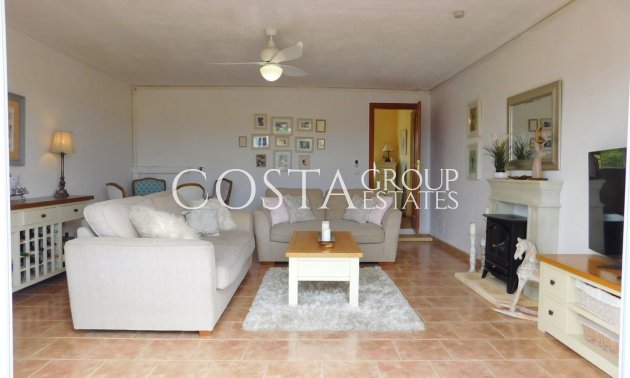 Revente - Villa -
Dolores - Dolores Centro