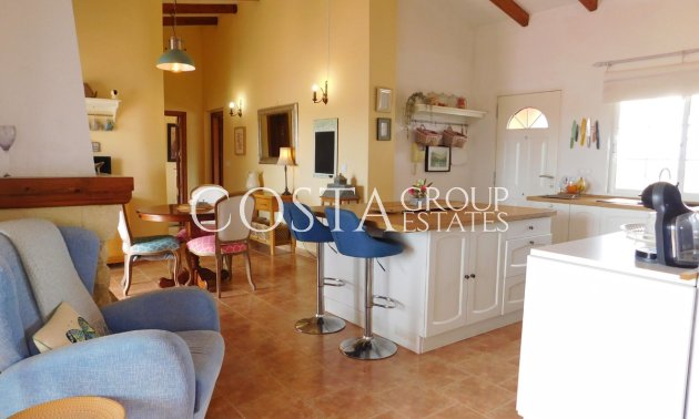 Revente - Villa -
Dolores - Dolores Centro