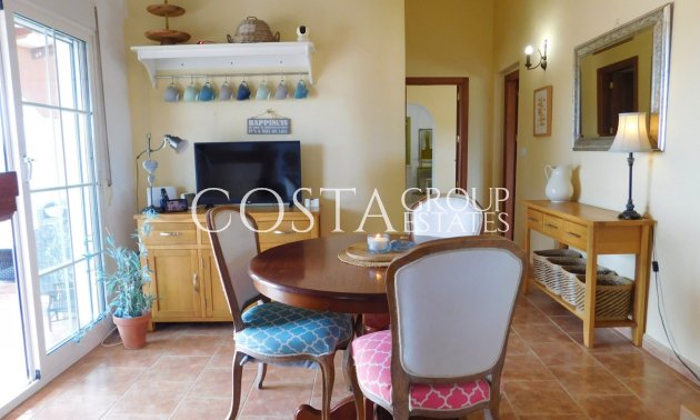 Revente - Villa -
Dolores - Dolores Centro