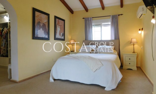 Revente - Villa -
Dolores - Dolores Centro