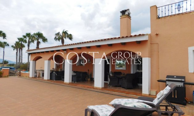 Revente - Villa -
Dolores - Dolores Centro