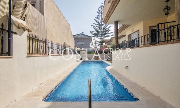 Resale - Villa -
Almoradí - Almoradi Centro