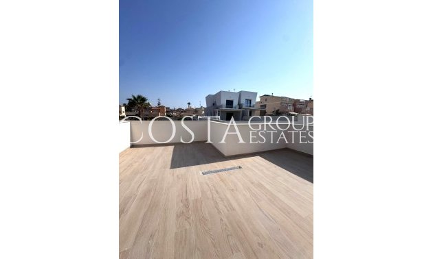 Herverkoop - Villa -
Torrevieja - Aguas Nuevas