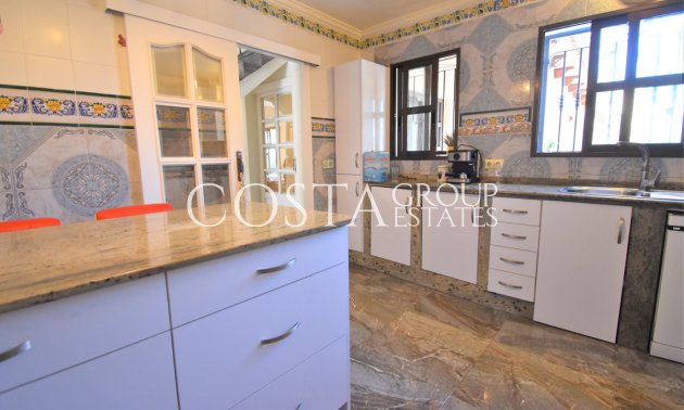 Herverkoop - Villa -
Orihuela Costa - Villamartin