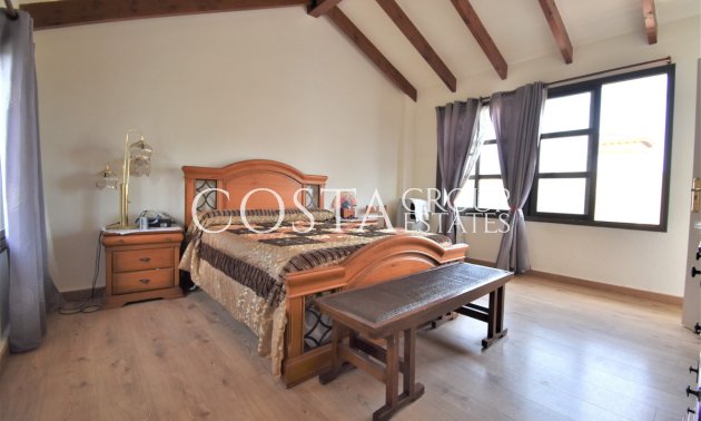 Herverkoop - Villa -
Orihuela Costa - Villamartin