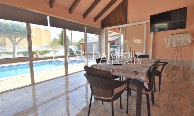 Herverkoop - Villa -
Orihuela Costa - Villamartin