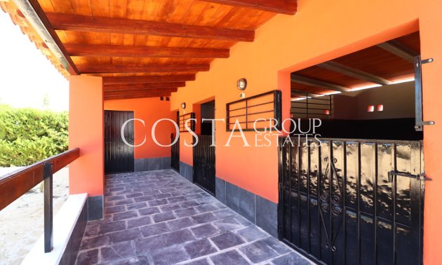 Herverkoop - Villa -
Almoradí - Heredades