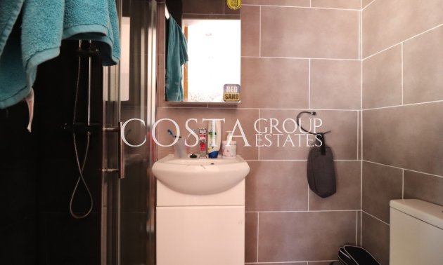 Herverkoop - Villa -
Almoradí - Heredades