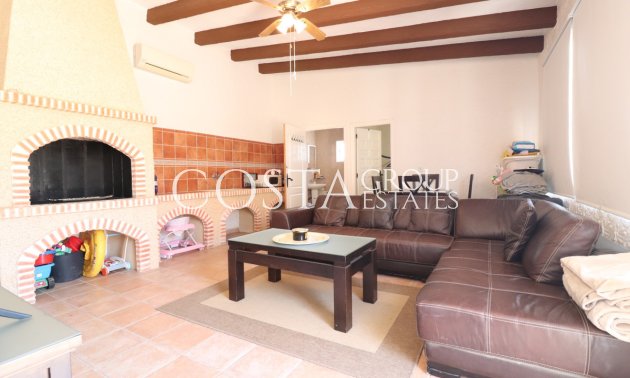 Herverkoop - Villa -
Almoradí - Heredades