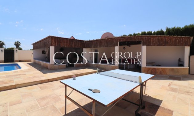 Herverkoop - Villa -
Almoradí - Heredades