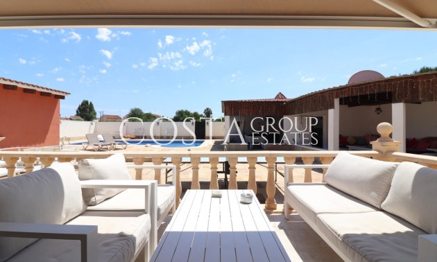 Herverkoop - Villa -
Almoradí - Heredades