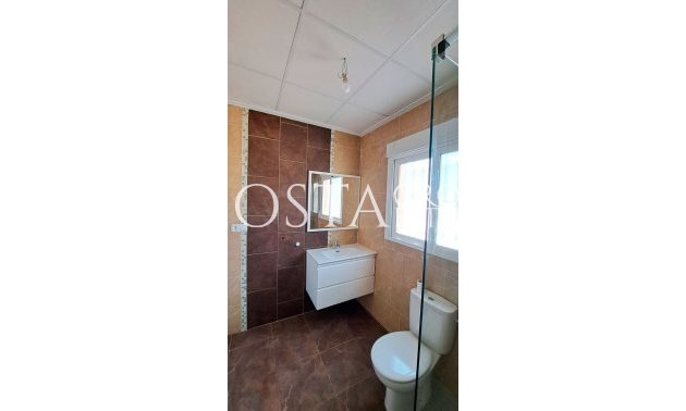 Herverkoop - Villa -
Catral - Catral Centro