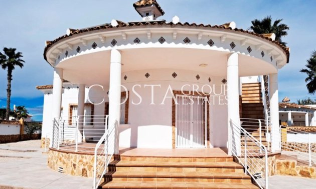 Herverkoop - Villa -
Catral - Catral Centro