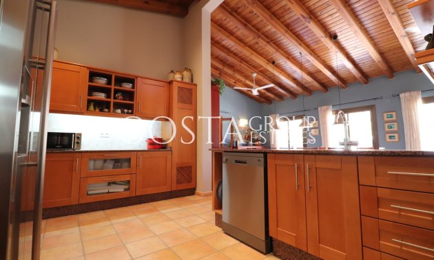 Herverkoop - Villa -
Catral - Catral Centro