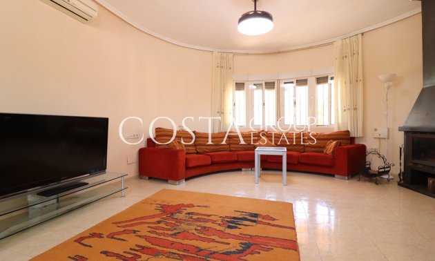 Herverkoop - Villa -
Catral - Catral Centro