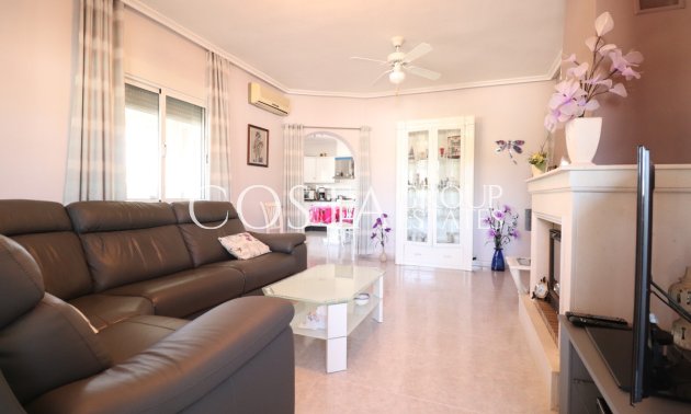 Herverkoop - Villa -
Catral - Catral Centro