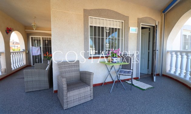 Herverkoop - Villa -
Catral - Catral Centro