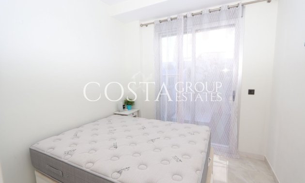 Herverkoop - Villa -
Orihuela Costa - Lomas de Cabo Roig