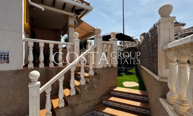 Odsprzedaż - Dom -
Orihuela Costa - Villamartin