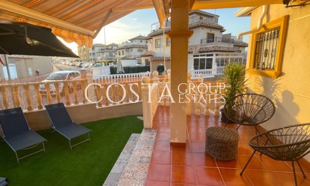 Odsprzedaż - Dom -
Orihuela Costa - Villamartin