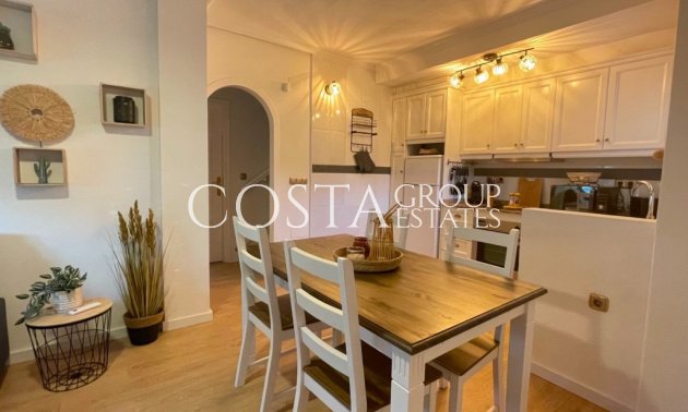 Odsprzedaż - Dom -
Orihuela Costa - Villamartin