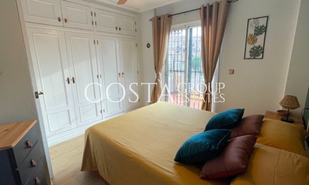 Odsprzedaż - Dom -
Orihuela Costa - Villamartin