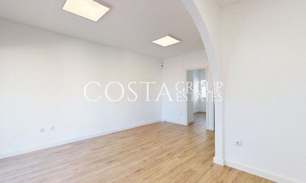 Resale - Villa -
Orihuela Costa - Villamartin