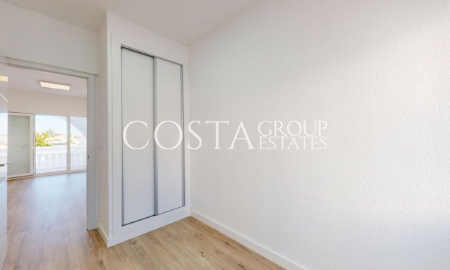 Resale - Villa -
Orihuela Costa - Villamartin