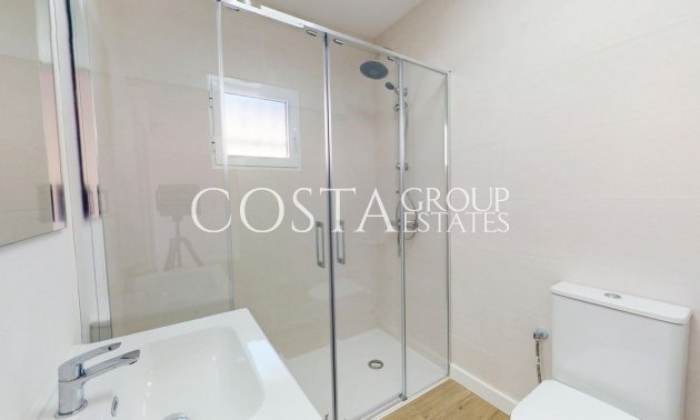 Resale - Villa -
Orihuela Costa - Villamartin