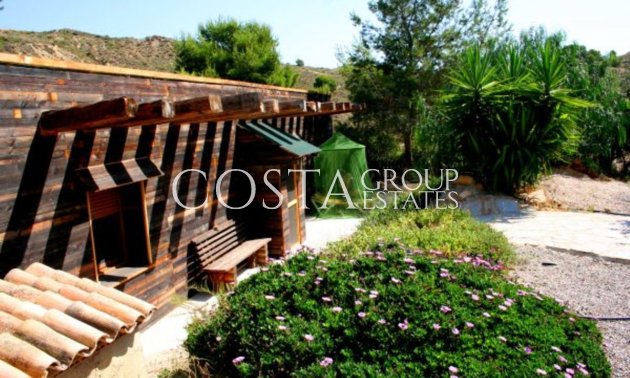 Herverkoop - Villa -
Murcia - Gea y Truyols