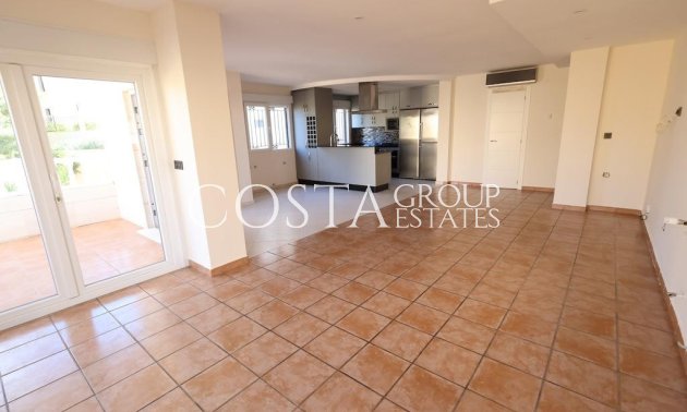 Herverkoop - Villa -
Orihuela Costa