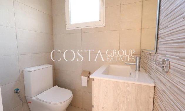 Herverkoop - Villa -
Orihuela Costa