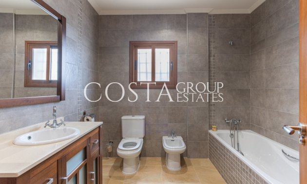 Revente - Villa -
Los Montesinos - Los Montesinos Centro