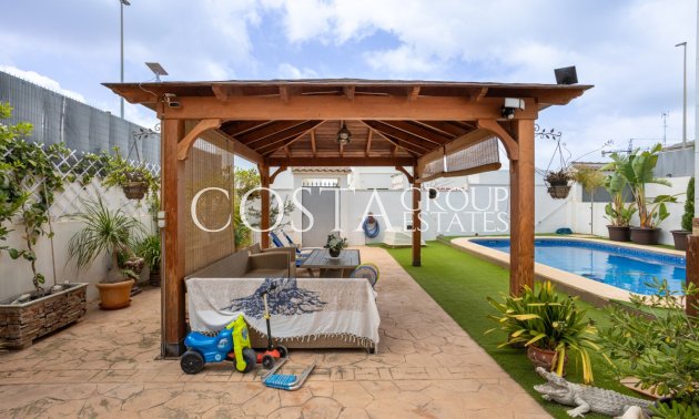 Revente - Villa -
Los Montesinos - Los Montesinos Centro